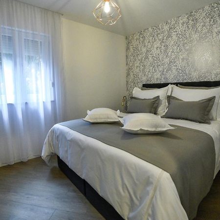 Luxury Apartment Knezovic Sinj Buitenkant foto