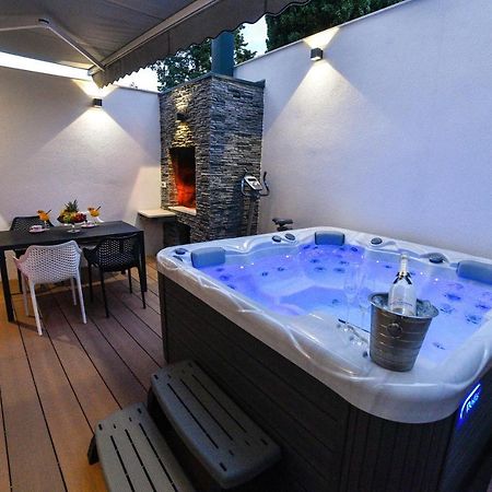 Luxury Apartment Knezovic Sinj Buitenkant foto