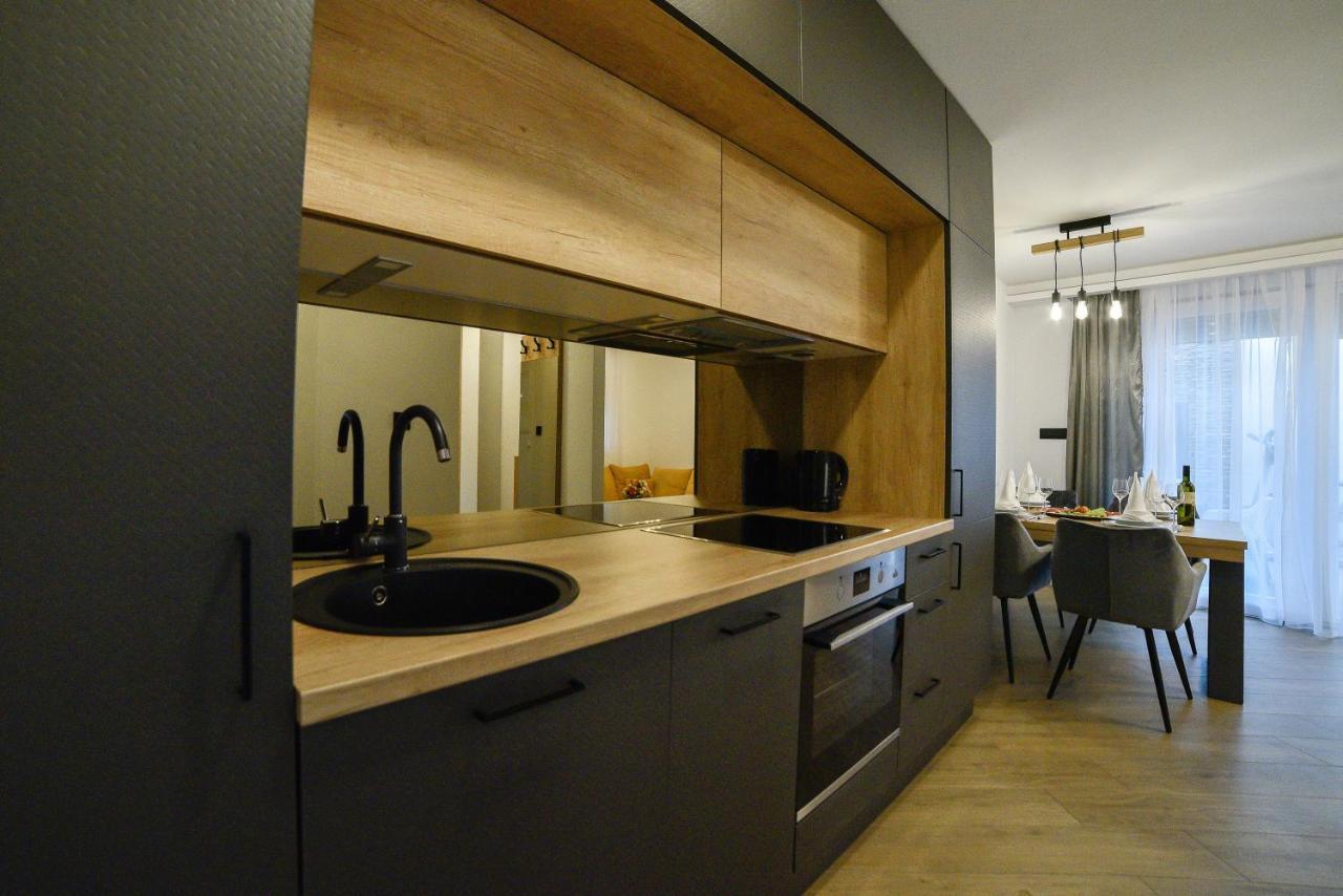 Luxury Apartment Knezovic Sinj Buitenkant foto